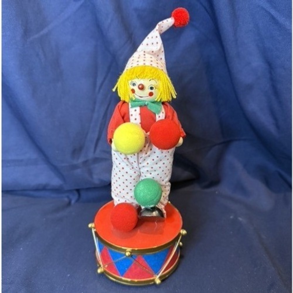 Vintage Jay Import Co Musical Clown Juggling on Circus Drum Wind Up Figurine